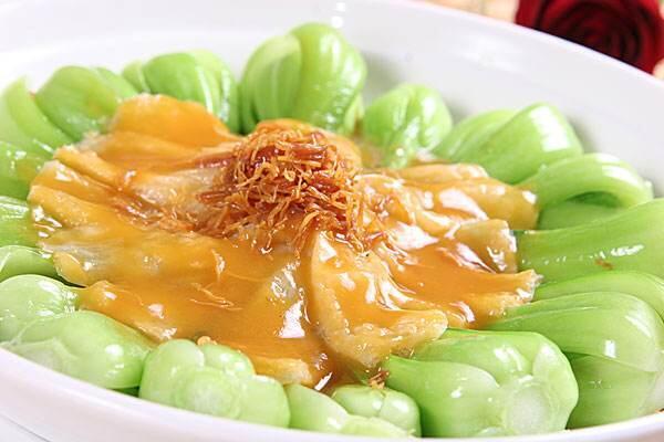 Abalone Mushroom Over Vegetable